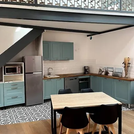 Loft Lumineux En Centre * Sète